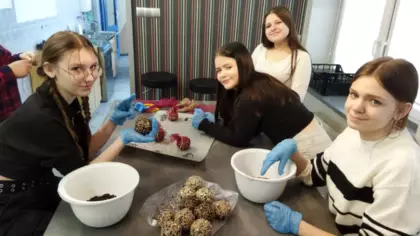 Pomagamy ptakom przetrwać zimę