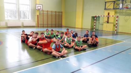 Turniej Dzikich Drużyn w piłce nożnej halowej z okazji Dnia Piłkarza