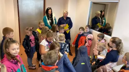 Klasy 1a i 1b z wizytą na Komendzie Powiatowej Policji w Lublińcu